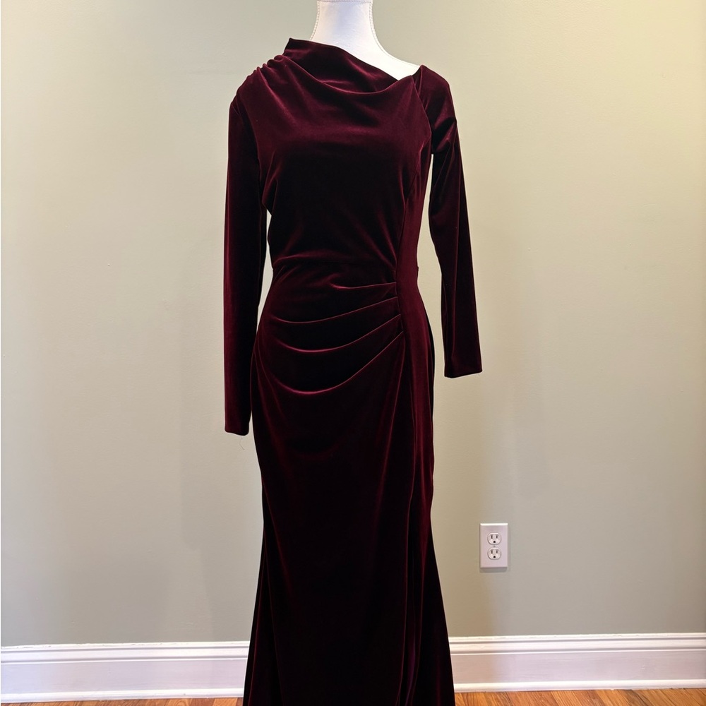 Betsy & Adam Long Sleeve Velvet Dress - Deep Burgundy